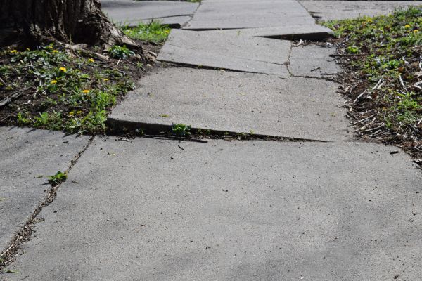 Sidewalk Raising in Davenport